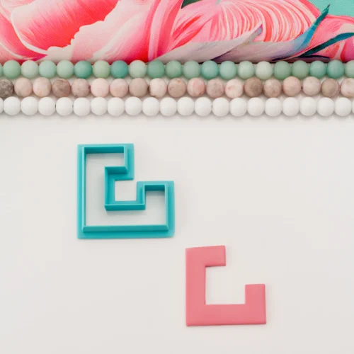 Square Hoop M