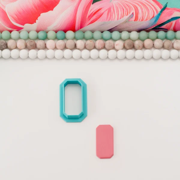 Solid Beveled Rectangle M