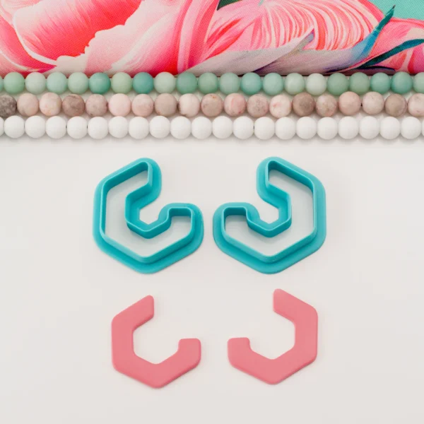 Hexagon Hoop with Rounded Corners M