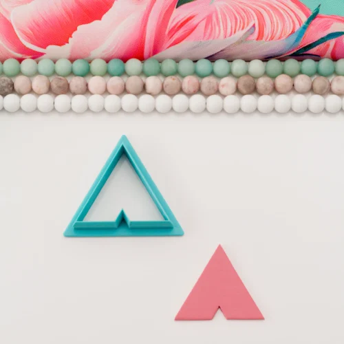 Triangle Hoop L