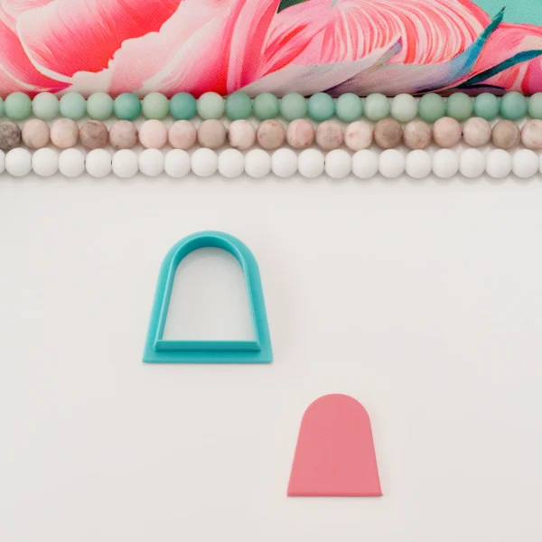 Solid Arch with Wide Base M