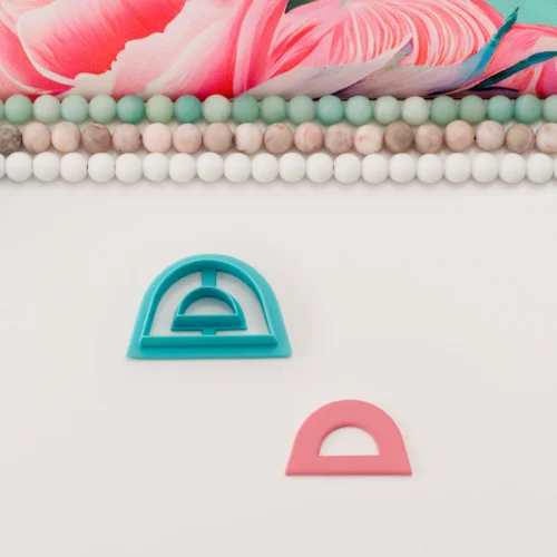 Arch Donut with Wide Base L