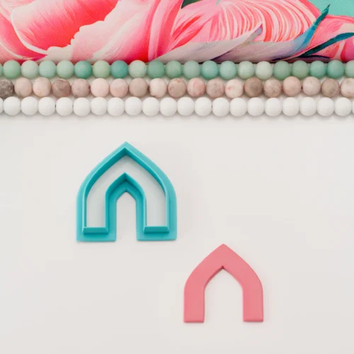 Pointy Arch Hoop L