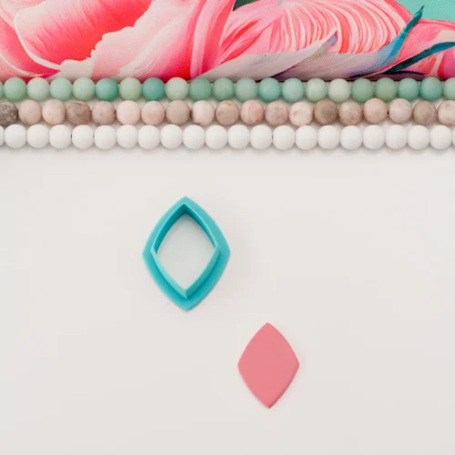 Solid Rhombus with Curved Walls L