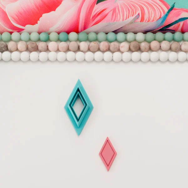 Framed Rhombus M