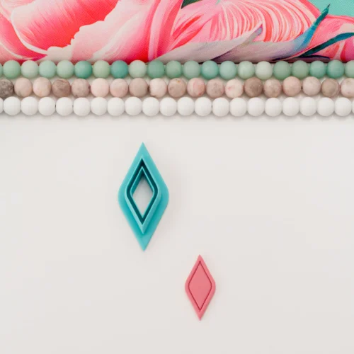 Framed Rhombus with 2 Rounded Corners M