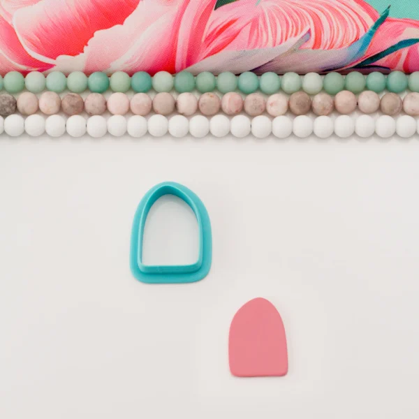 Solid Arch Pebble M