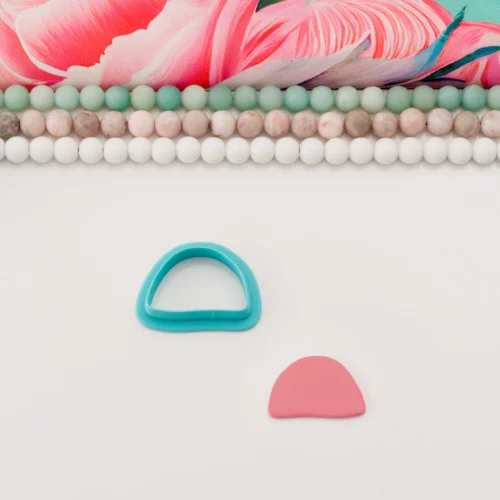 Solid Arch Pebble with Wide Base L