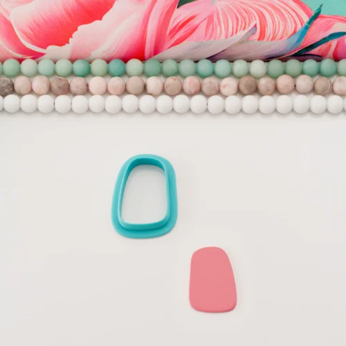 Solid Rectangle Pebble with Wide Base M